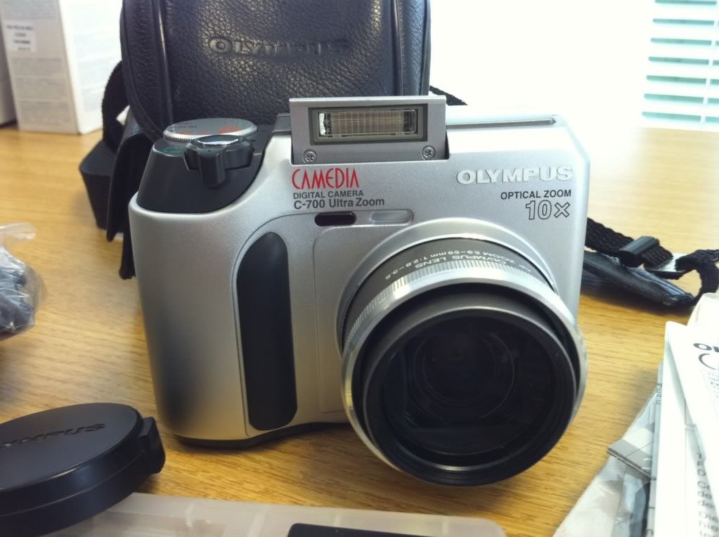 Olympus C700UZ Digital Camera to Swap Detailing World Forum